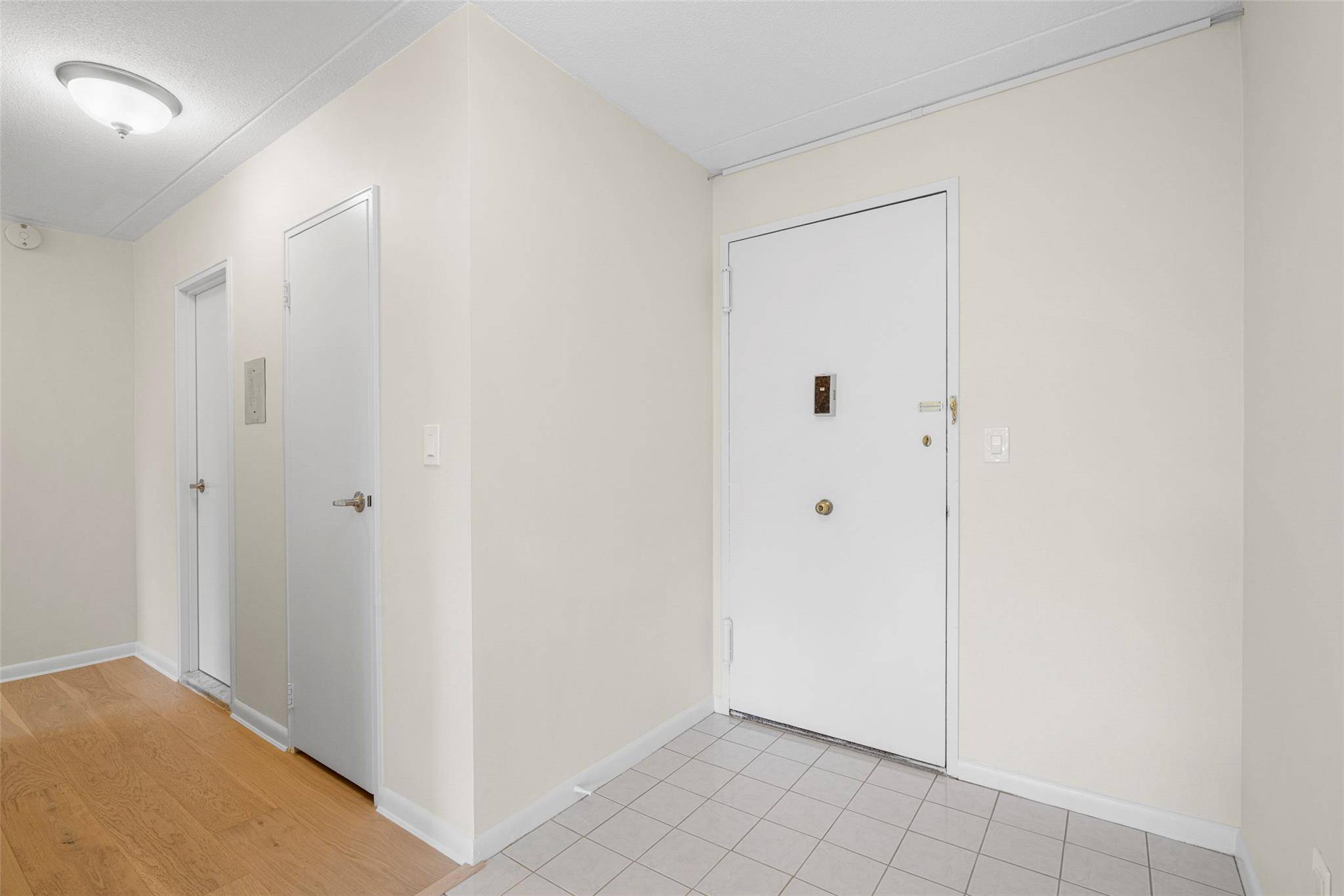 Hartsdale, NY 10530,200 High Point DR #113