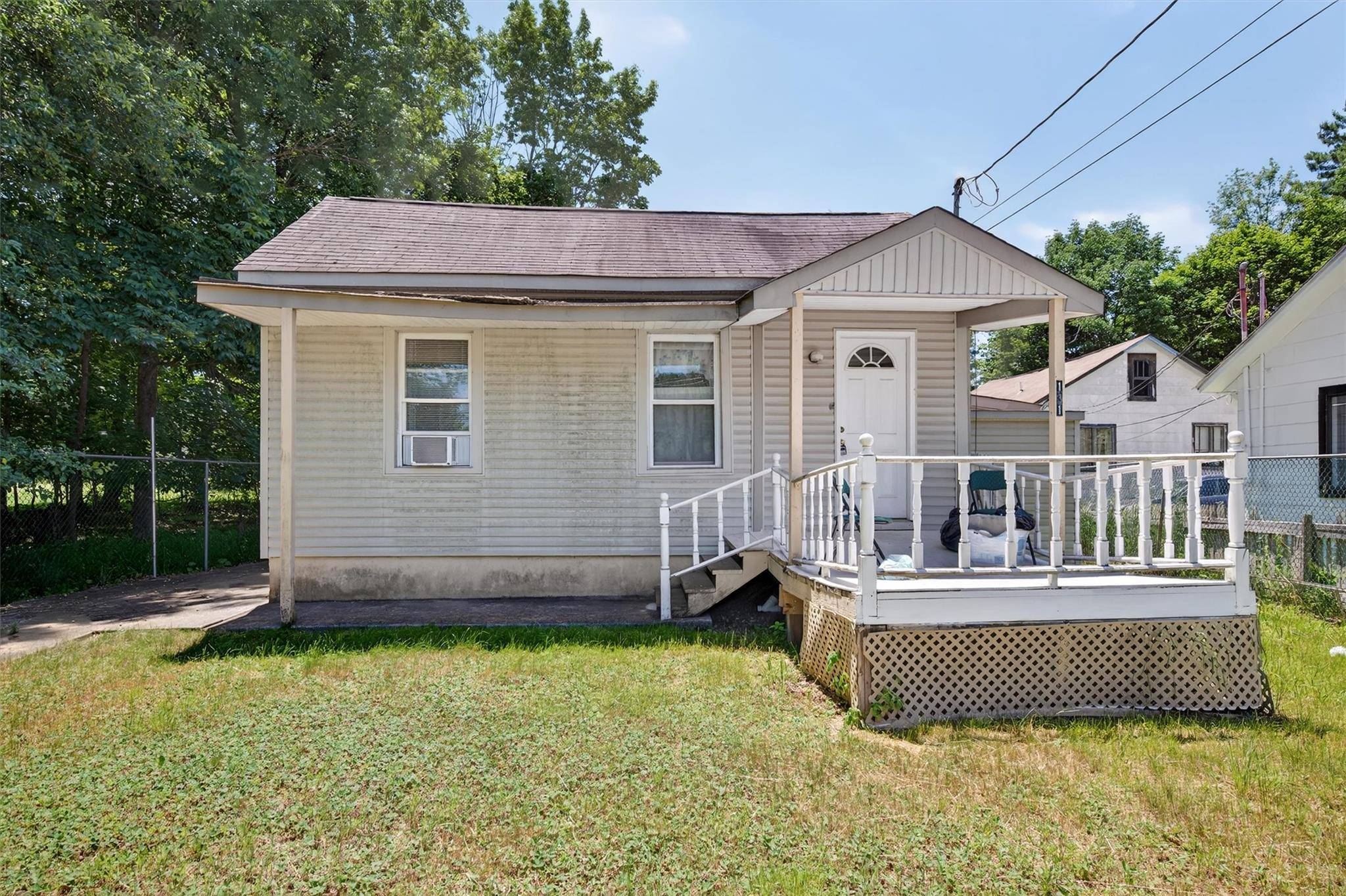 Monticello, NY 12701,11 Dillon RD