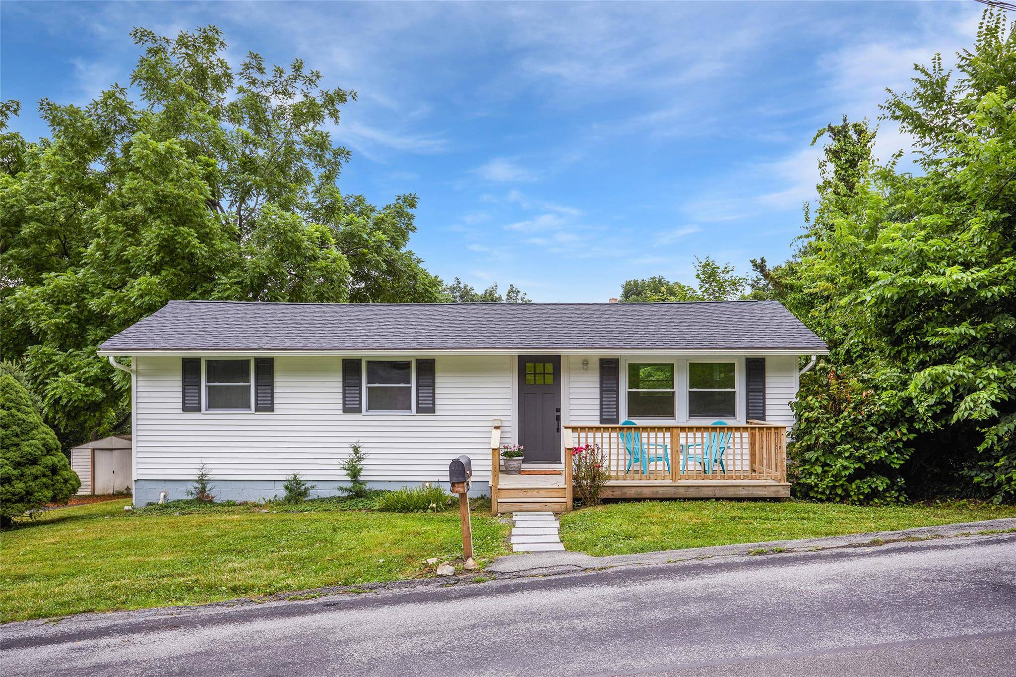 Florida, NY 10921,25 Vandervoort ST