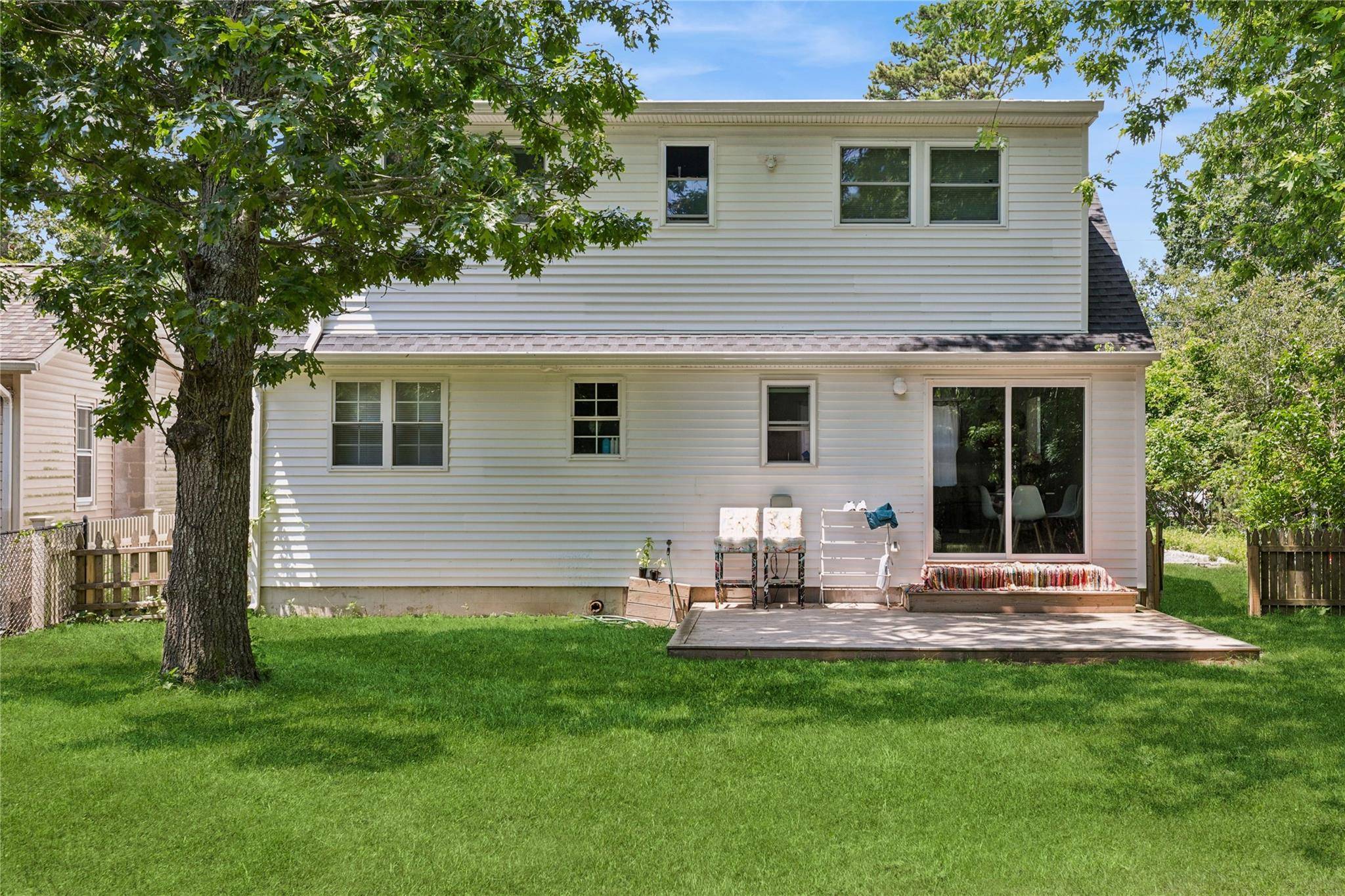 Hampton Bays, NY 11946,5 Coolidge RD