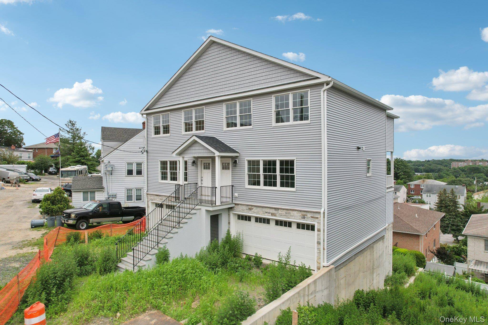 Yonkers, NY 10704,90 University AVE