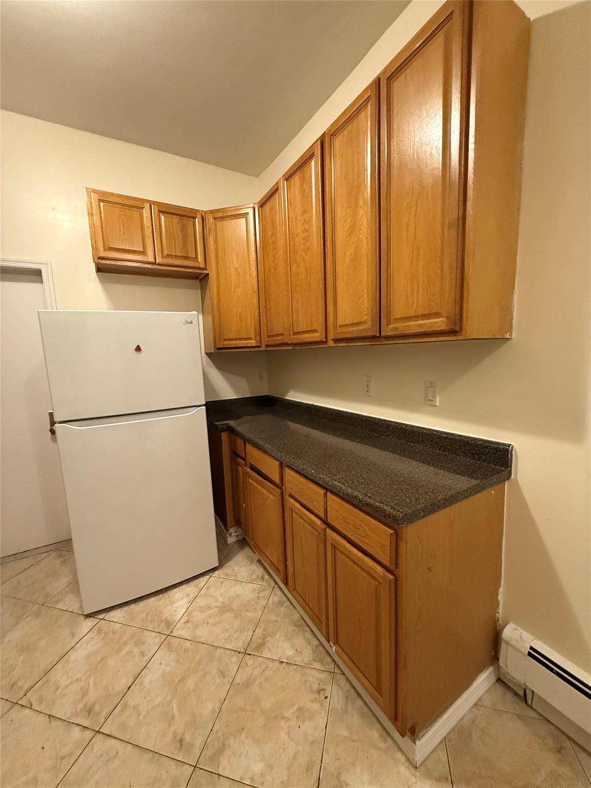 Yonkers, NY 10701,26 Linden ST #1