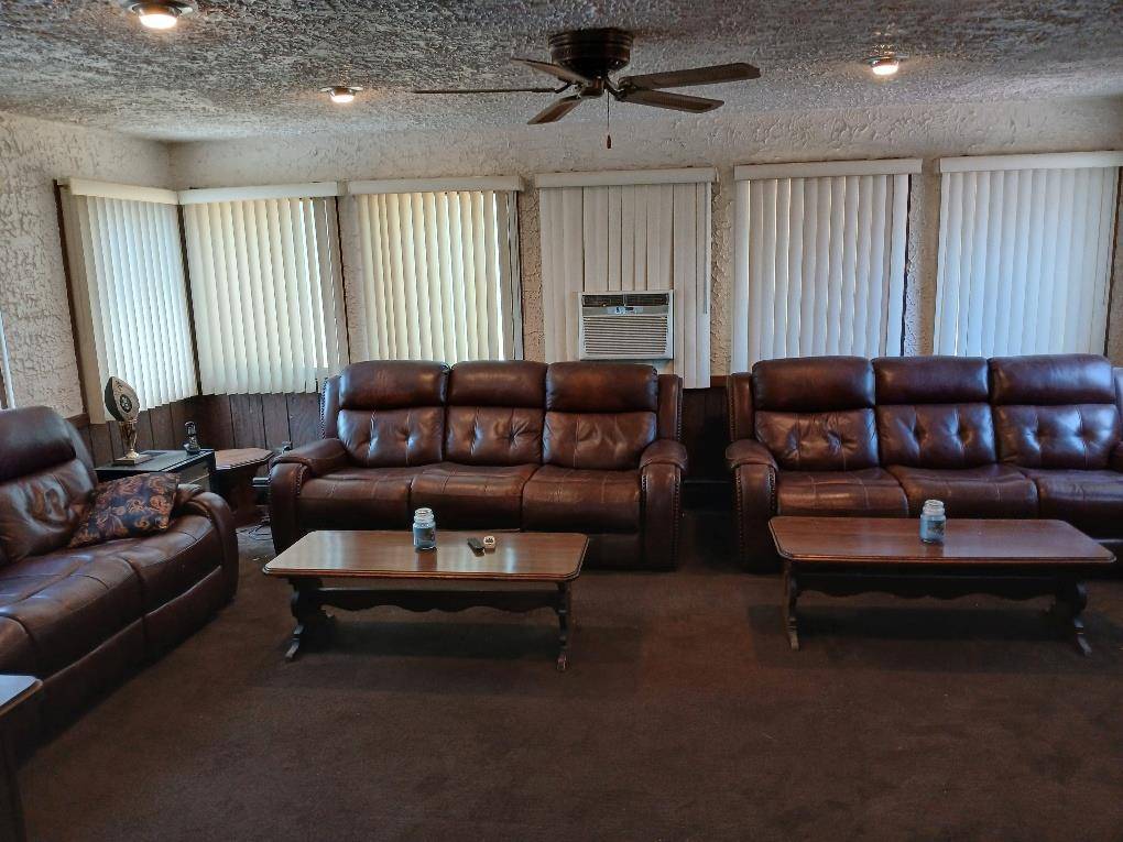 Lake Grove, NY 11755,38 Tulip Grove DR