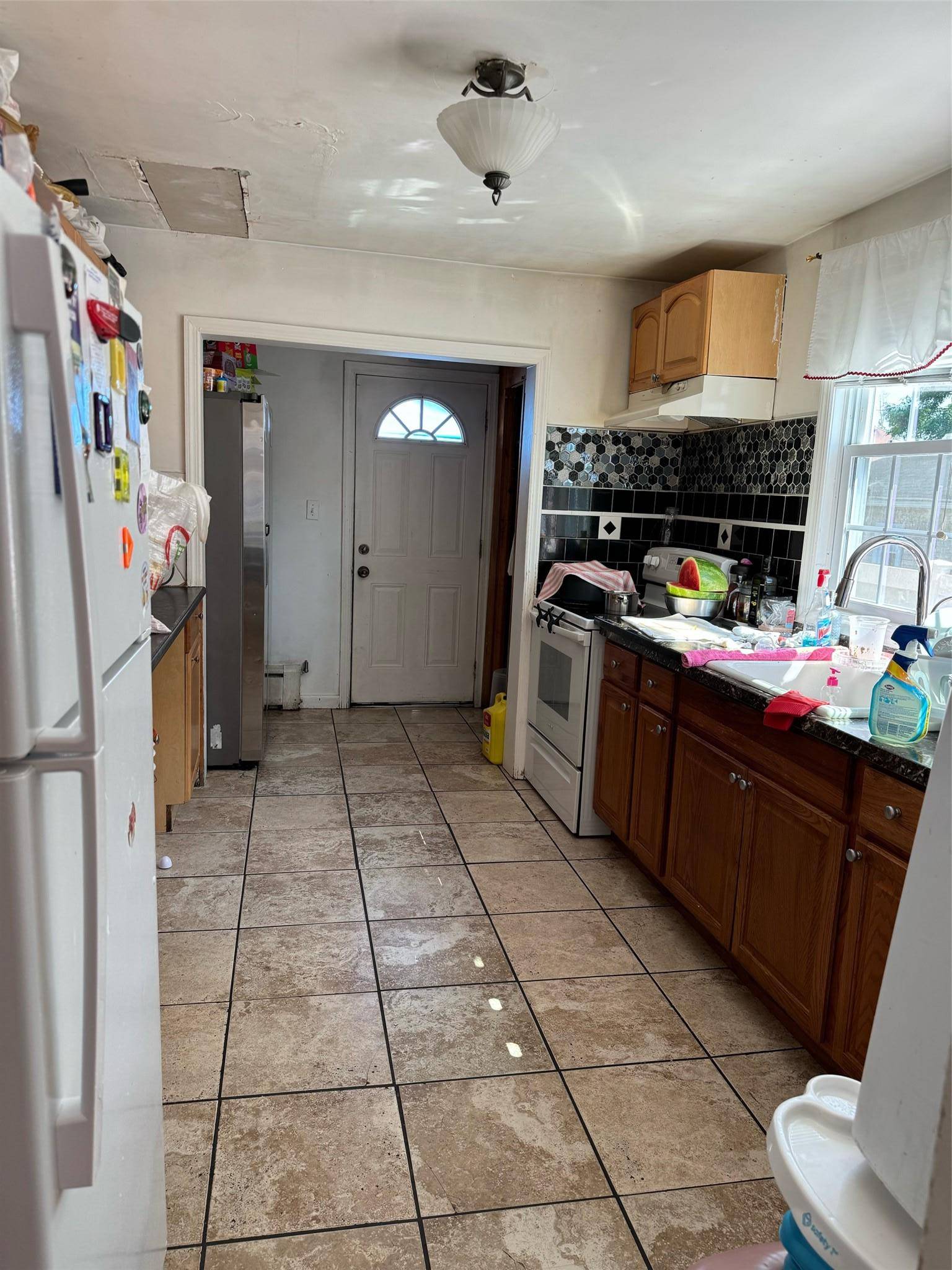 Freeport, NY 11520,101 Harris AVE
