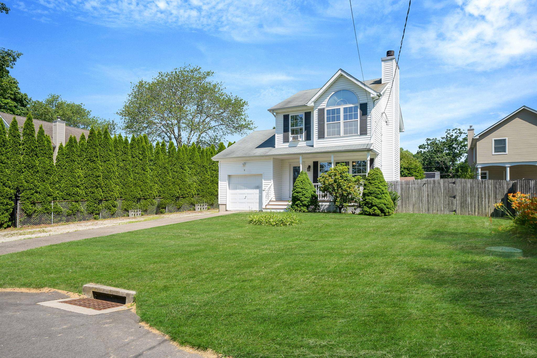 Mastic, NY 11950,9 Ocean AVE
