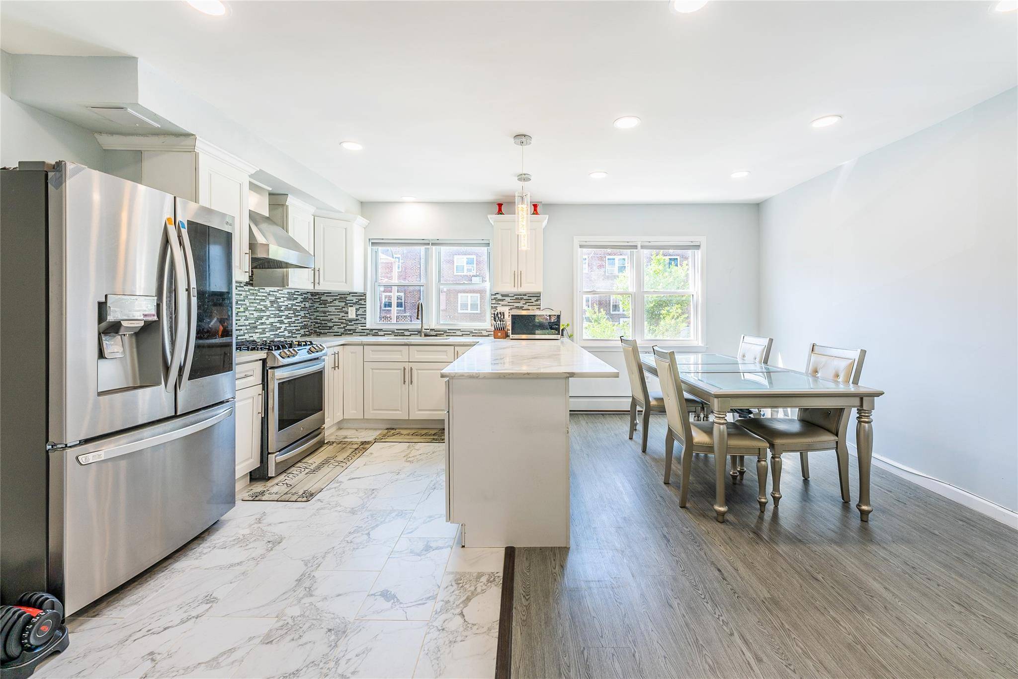 Kew Garden Hills, NY 11367,150-08 77th RD