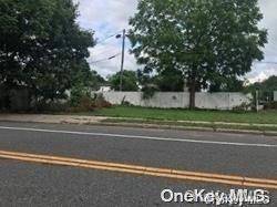 Selden, NY 11784,23 N Evergreen DR