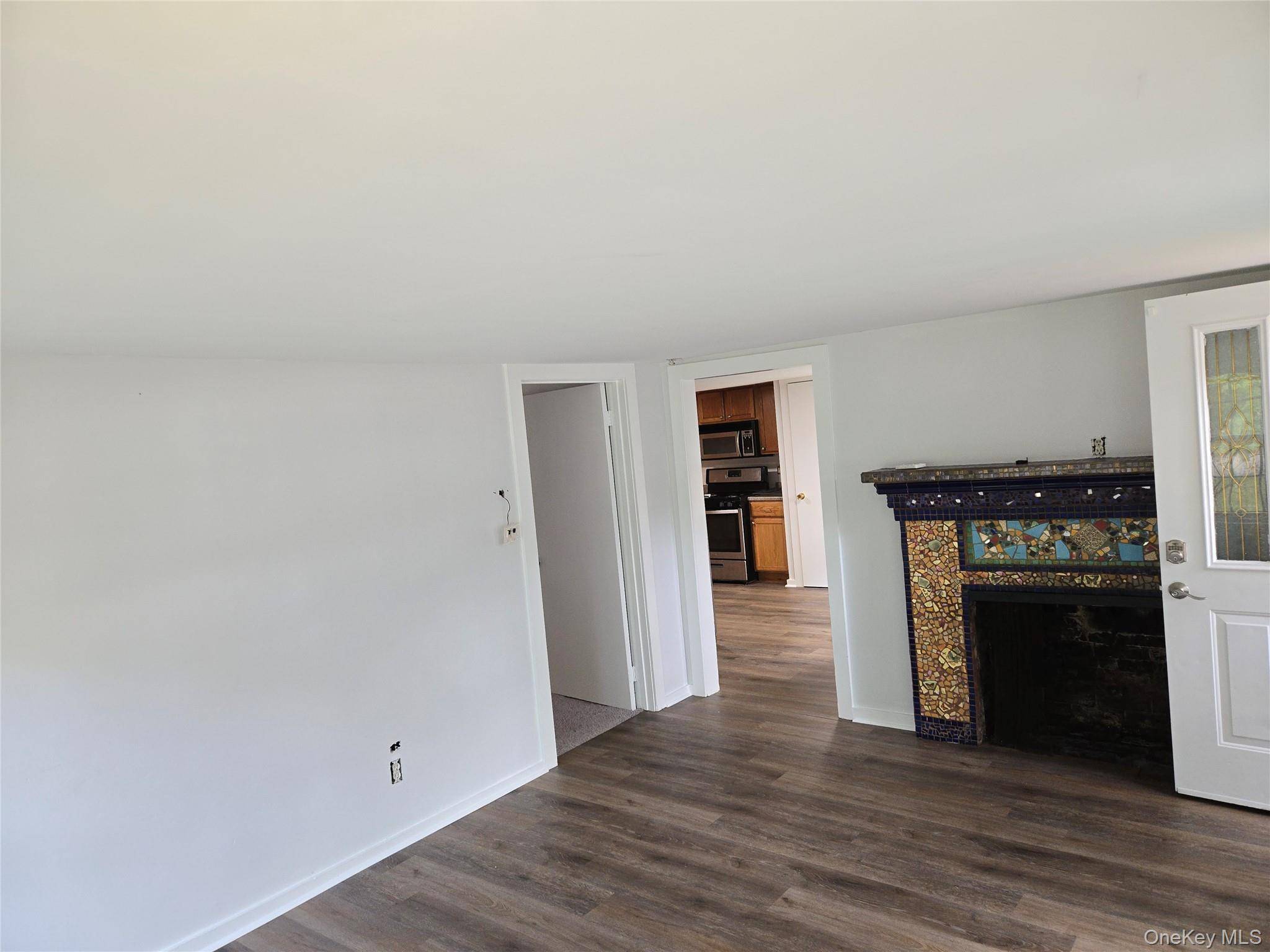 Westhampton Beach, NY 11978,57 Hazelwood AVE