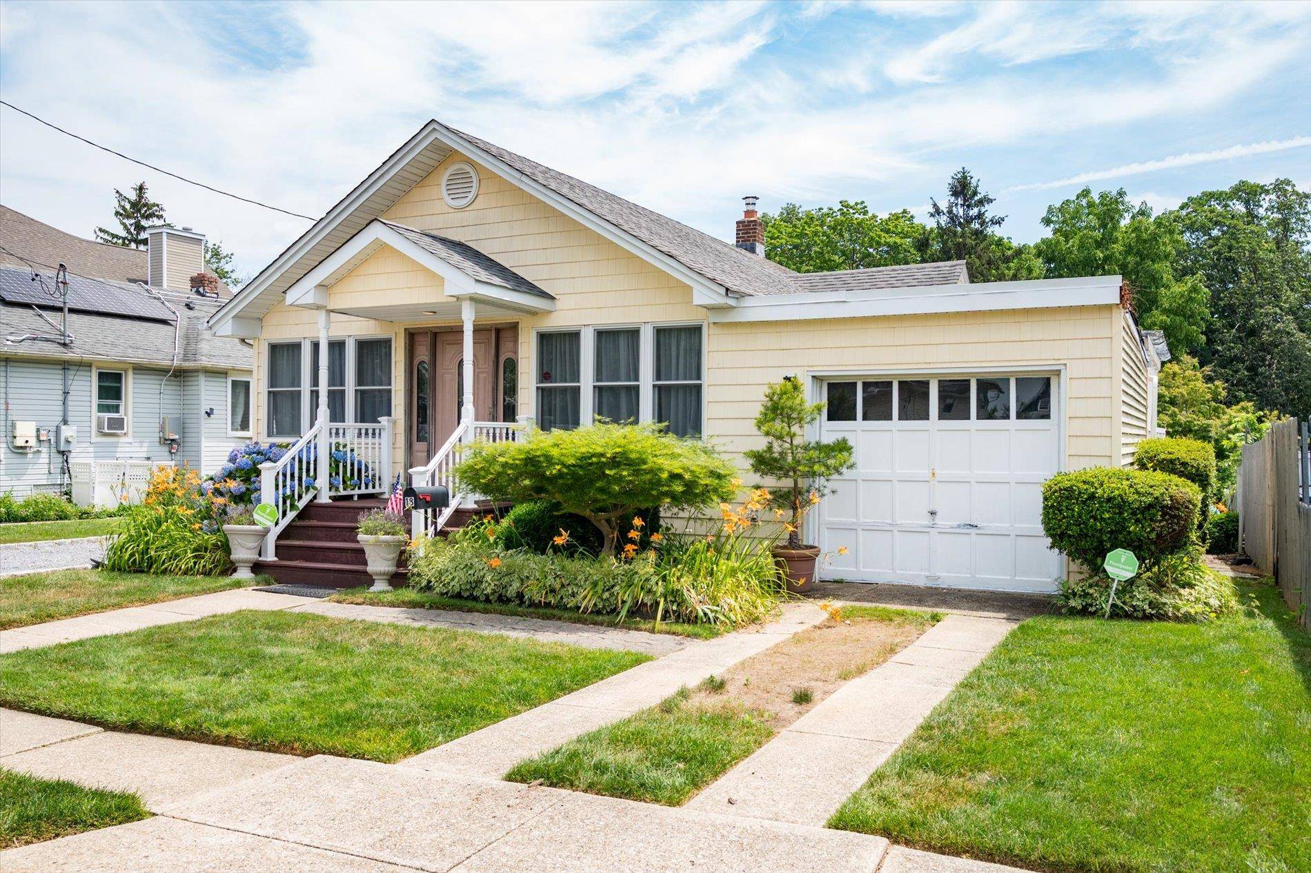Farmingdale, NY 11735,18 Wall ST
