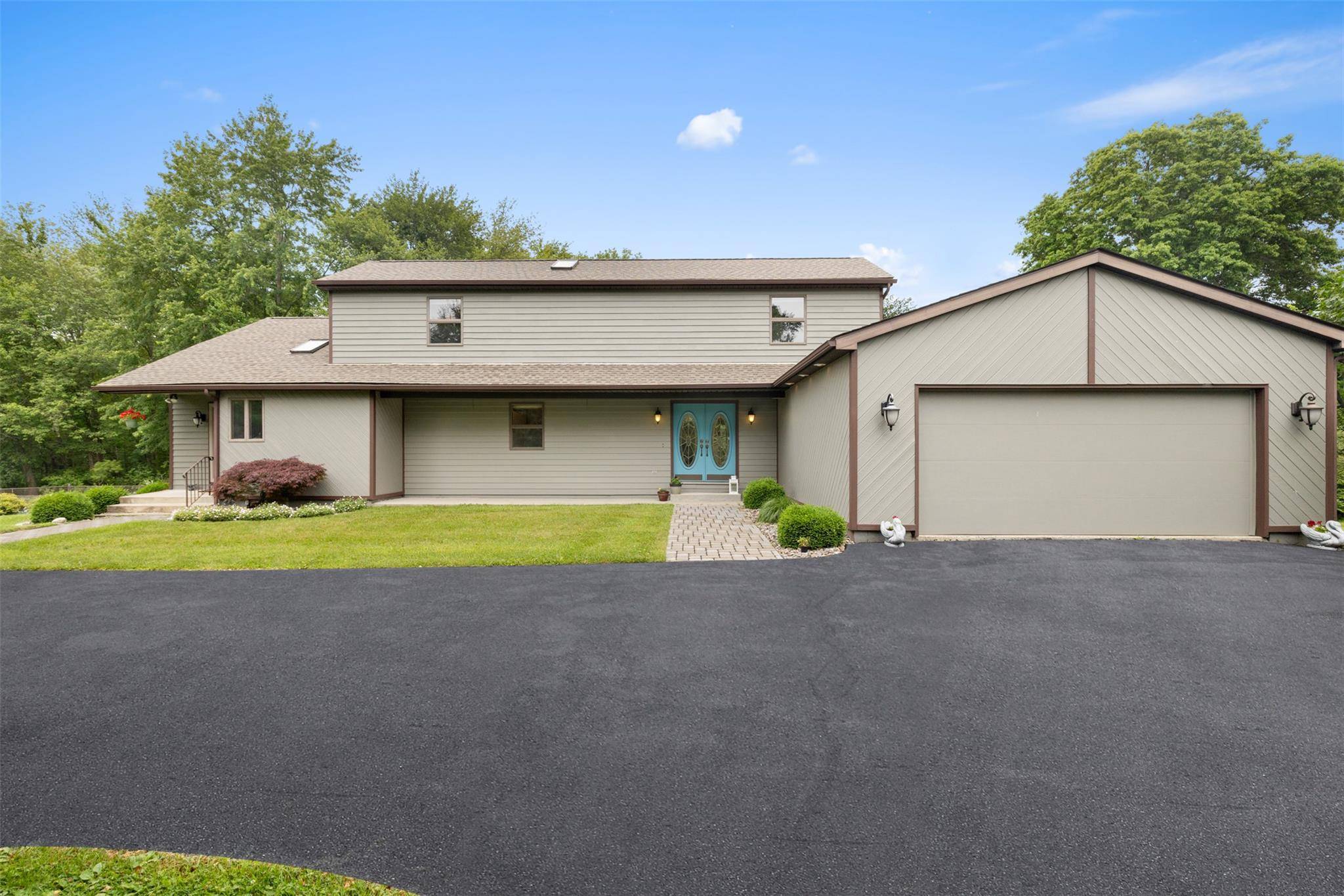 New Paltz, NY 12561,11 Brouck Ferris BLVD