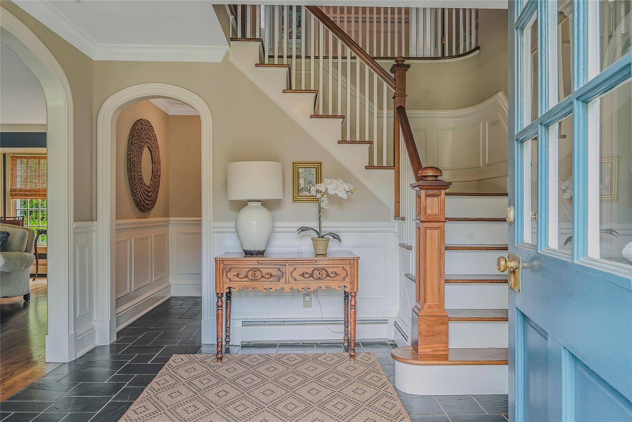 Lloyd Harbor, NY 11743,27 Van Wyck LN