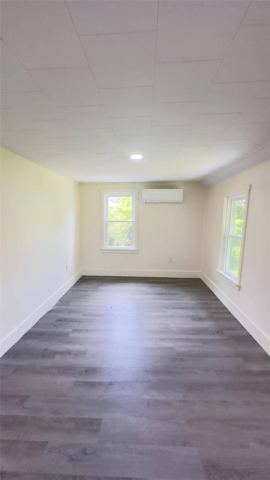 Highland, NY 12528,8 Marie RD #2