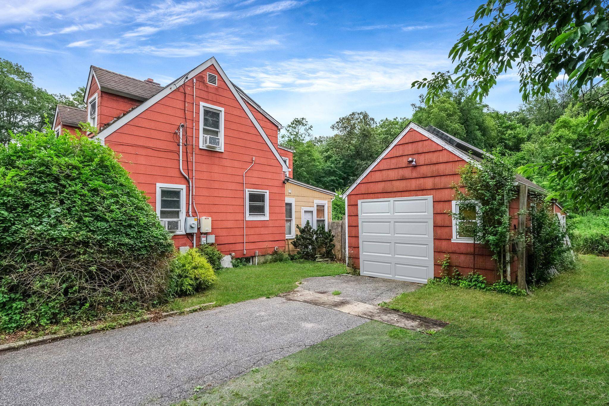 East Northport, NY 11731,36 Daly RD