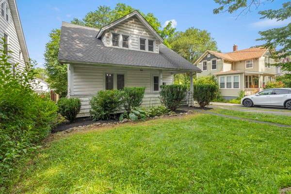 New Paltz, NY 12561,13 N Manheim BLVD