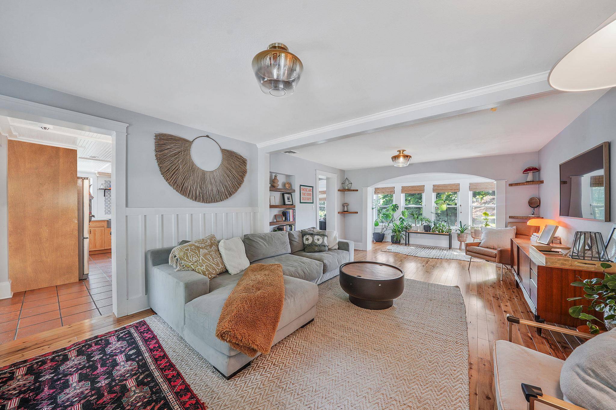 Woodbury, NY 11797,235 Woodbury RD