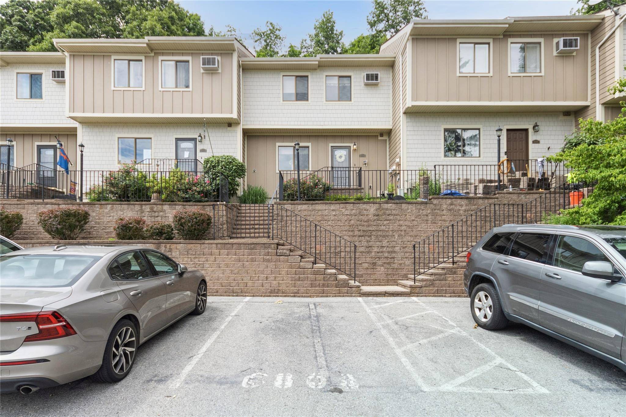 Hopewell Junction, NY 12533,6806 Chelsea CV