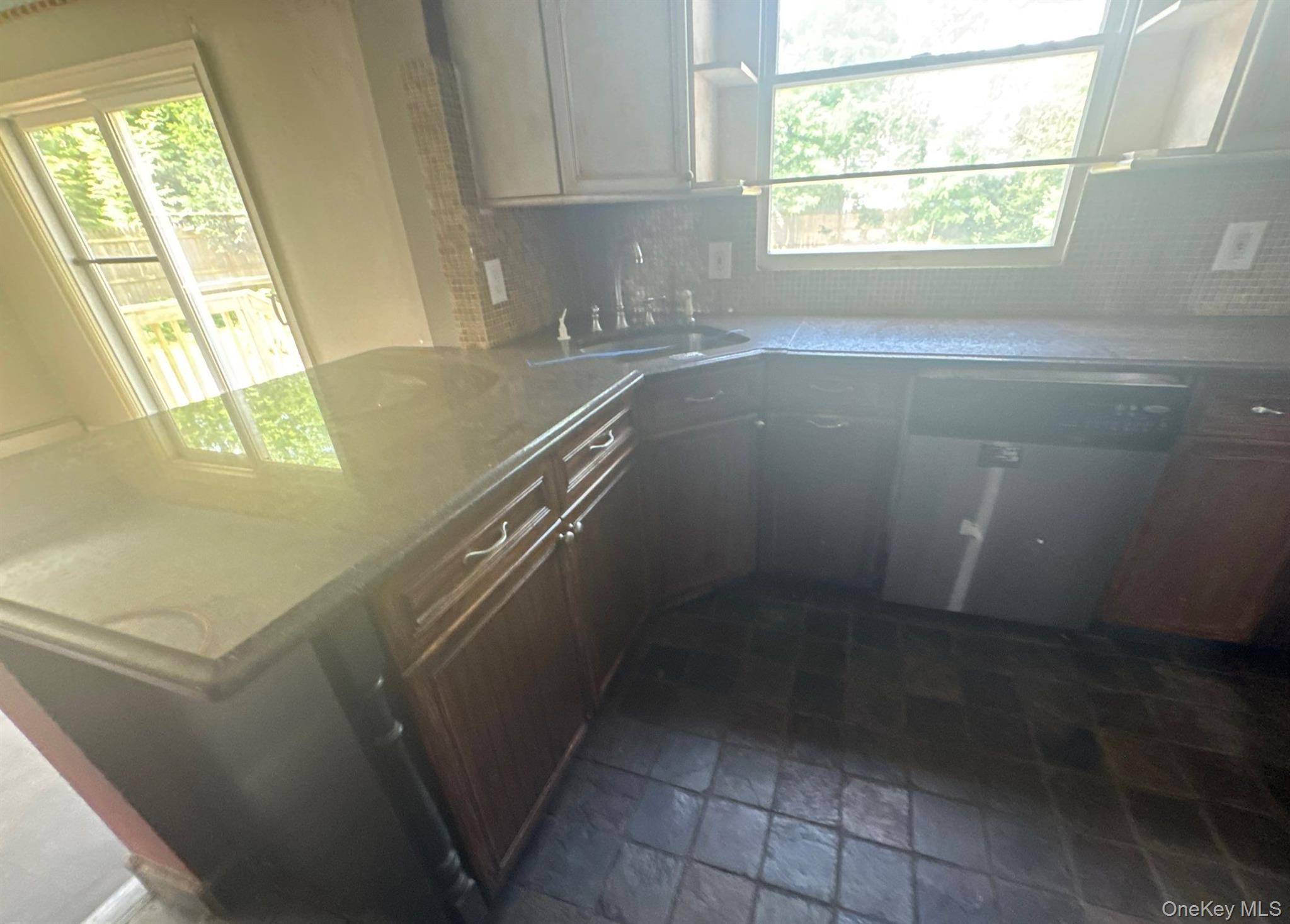 East Northport, NY 11731,119 Catherine ST