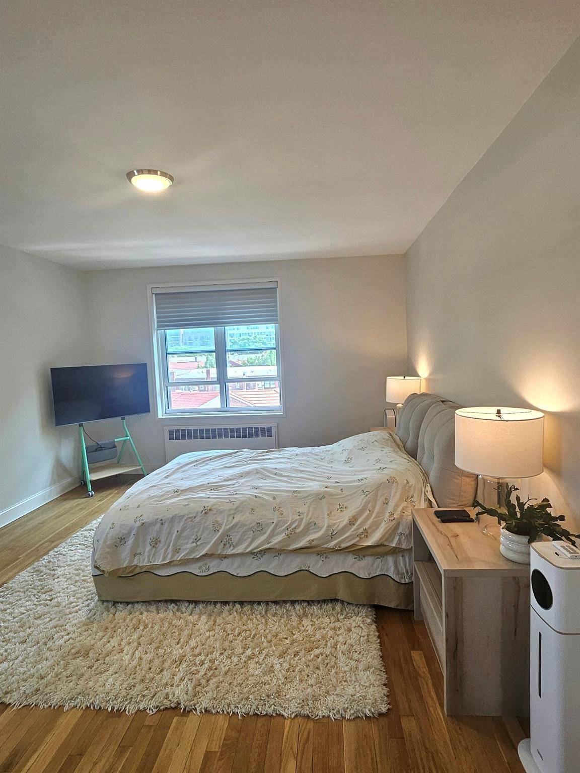 Rego Park, NY 11374,64-11 99th ST #418