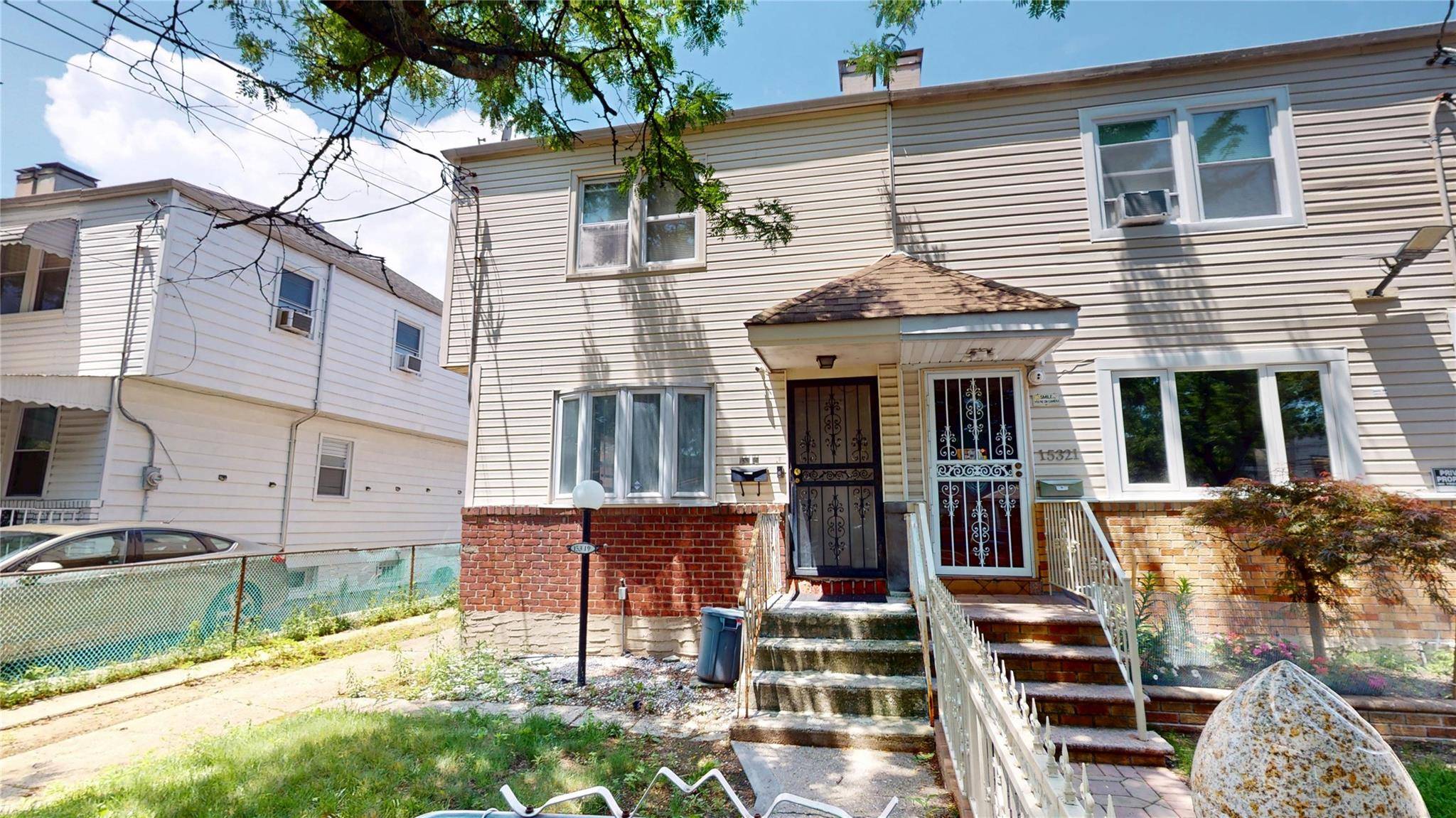 Jamaica, NY 11434,15319 Foch BLVD