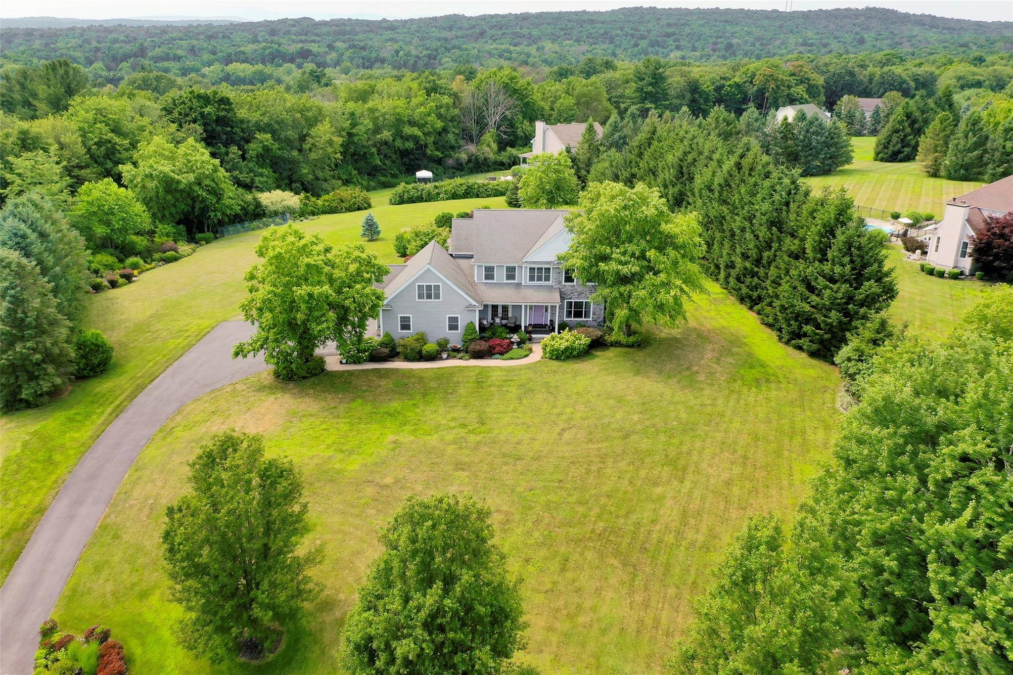 Pleasant Valley, NY 12569,82 Grist Mill LN
