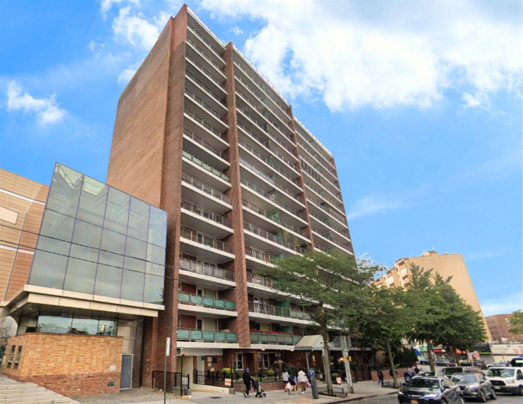 Elmhurst, NY 11373,8615 Broadway #6A