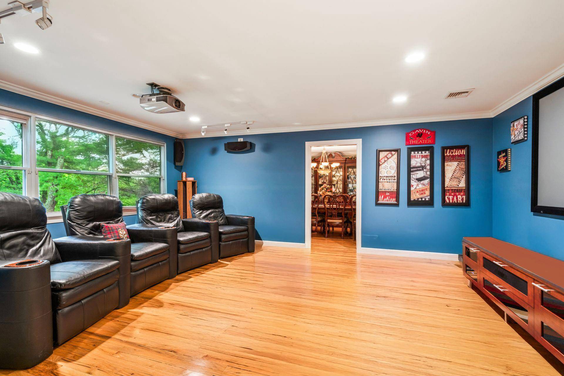 Dix Hills, NY 11746,14 Etna LN
