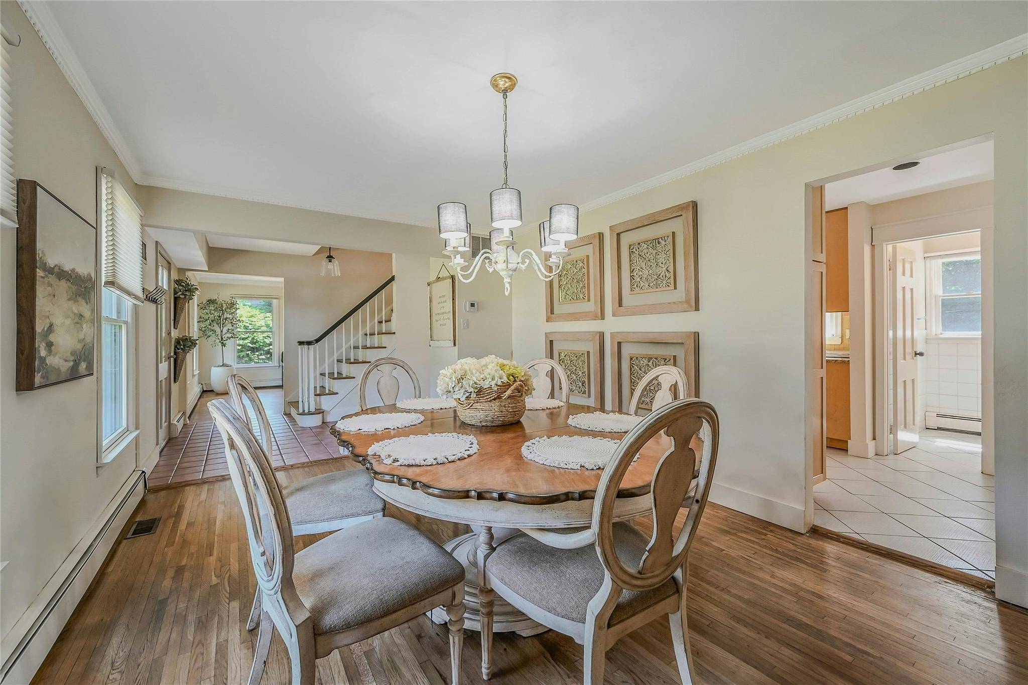 East Setauket, NY 11733,6 Settlers WAY