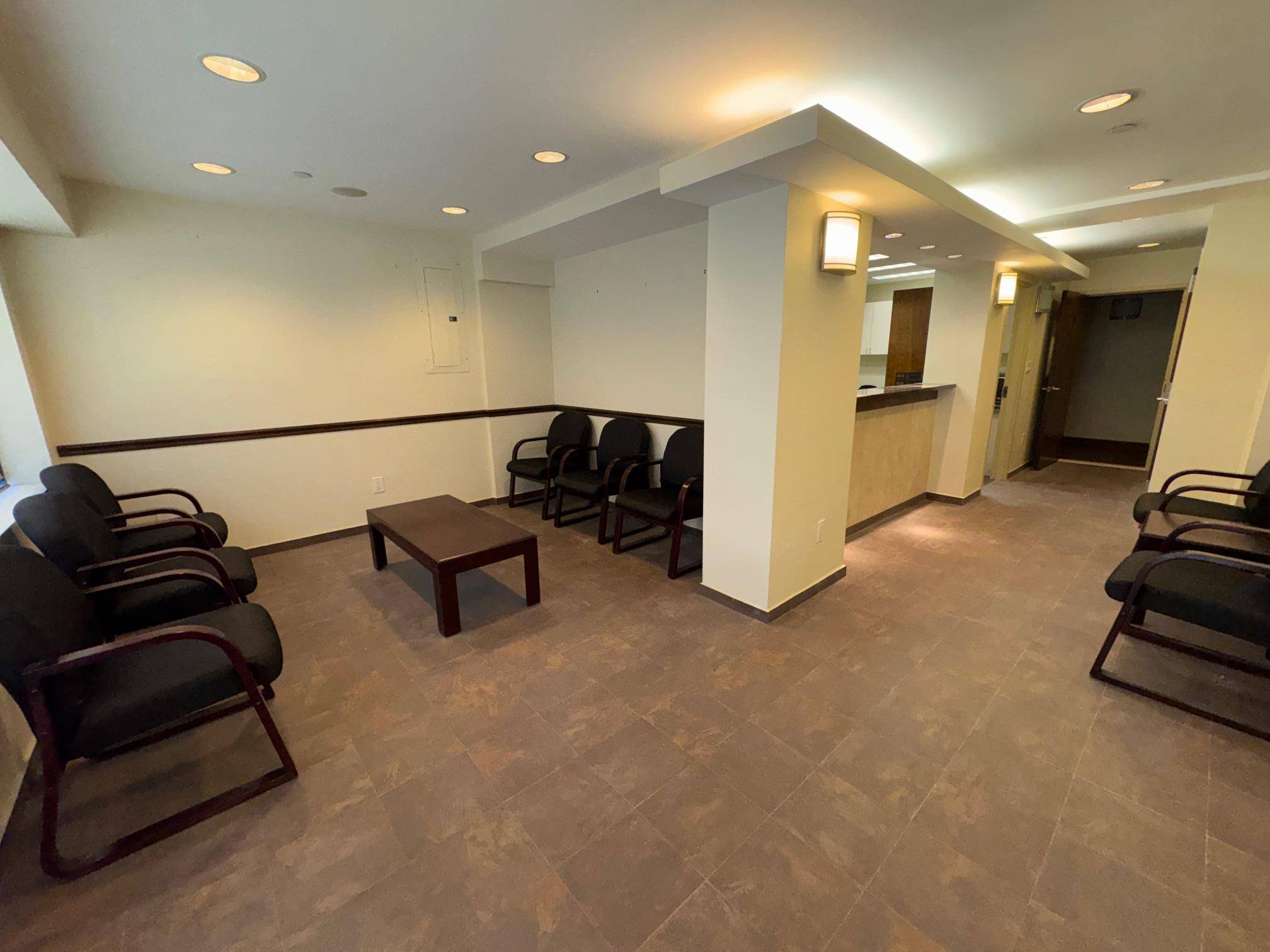 Kew Gardens, NY 11418,8371 116th ST #M1