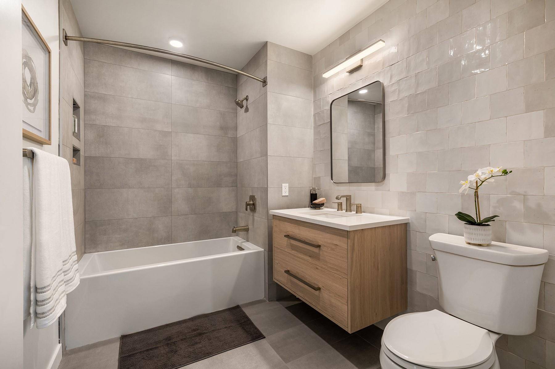 Nyack, NY 10960,7 S Highland AVE #103