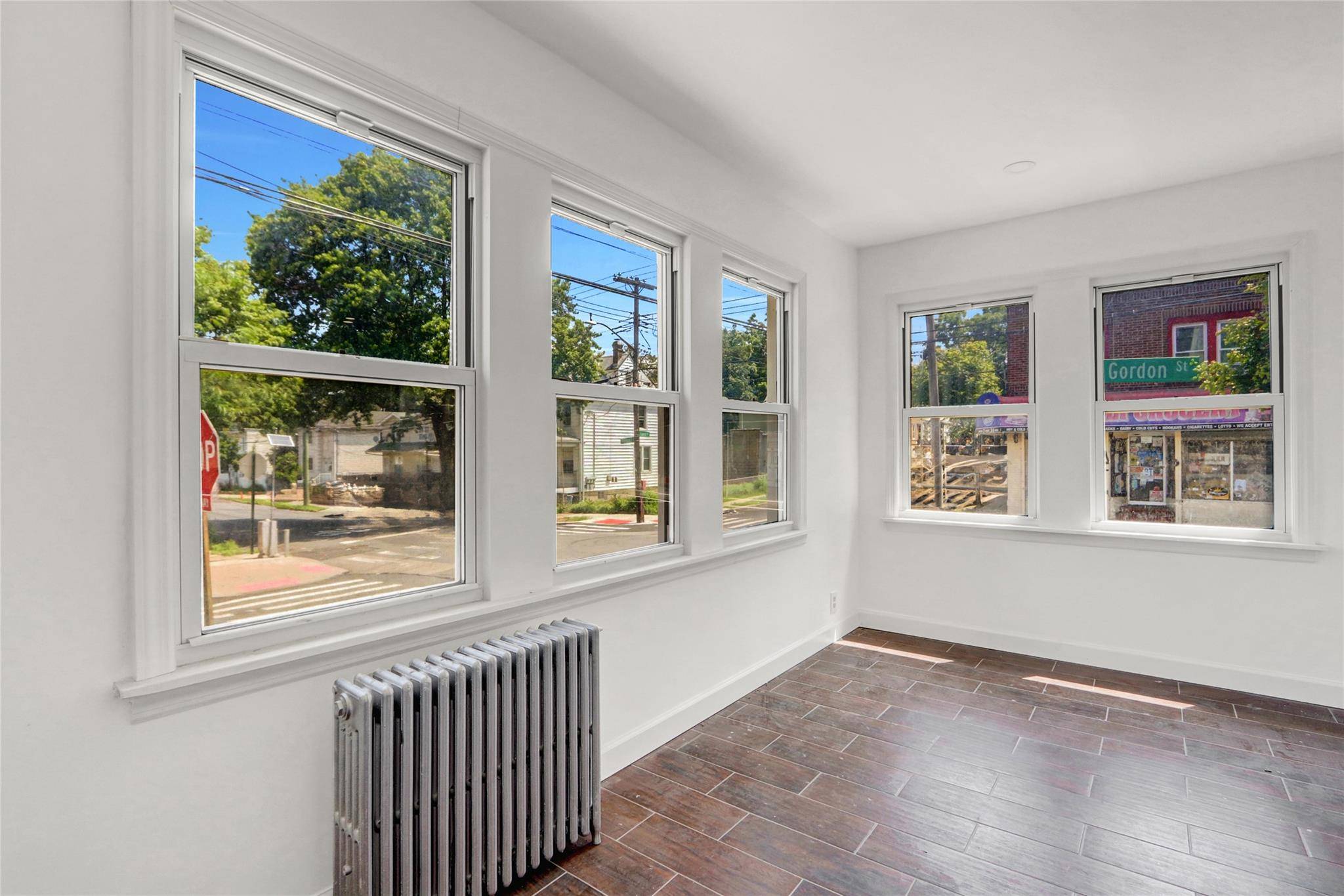 Staten Island, NY 10304,58 Laurel AVE