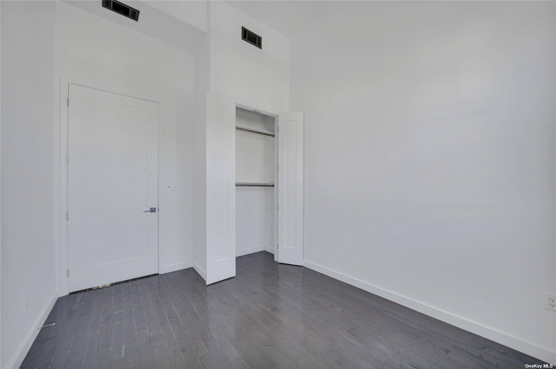 Brooklyn, NY 11207,1106 Halsey ST #2