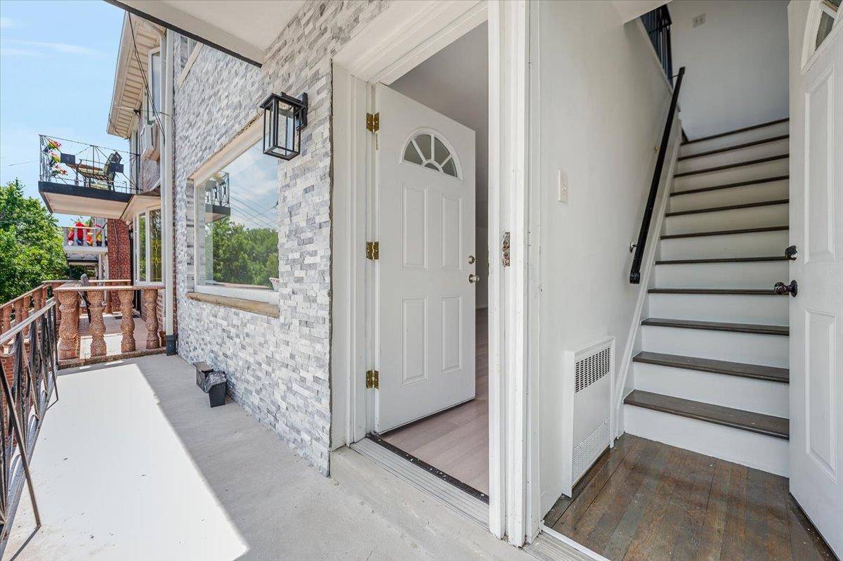 Brooklyn, NY 11234,6633 Avenue M