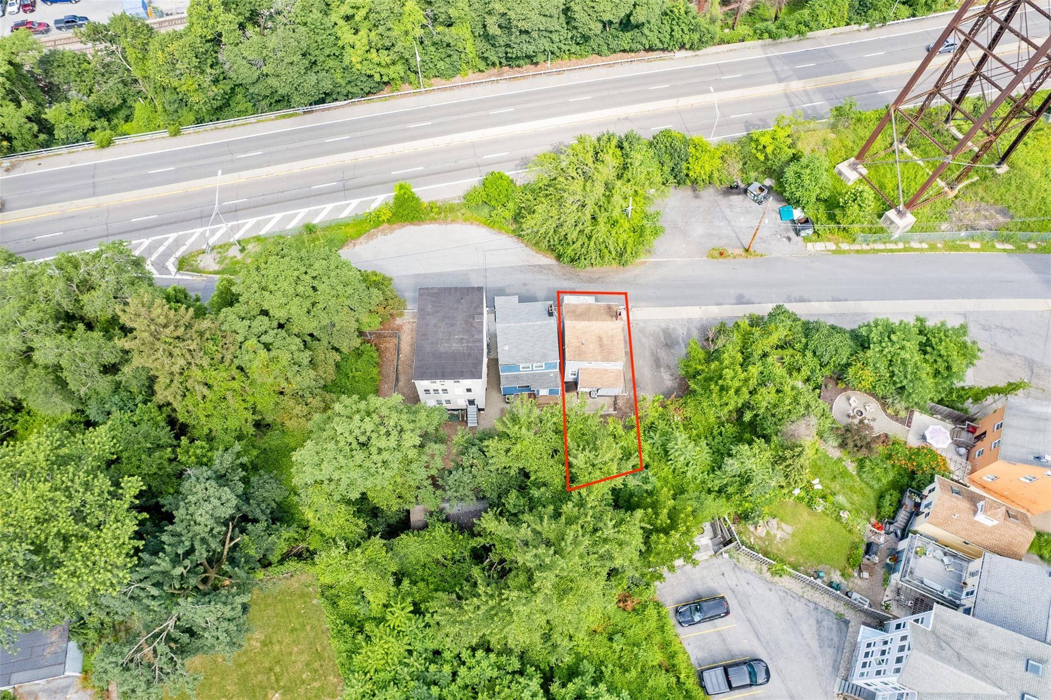 Poughkeepsie, NY 12601,19 Albany ST
