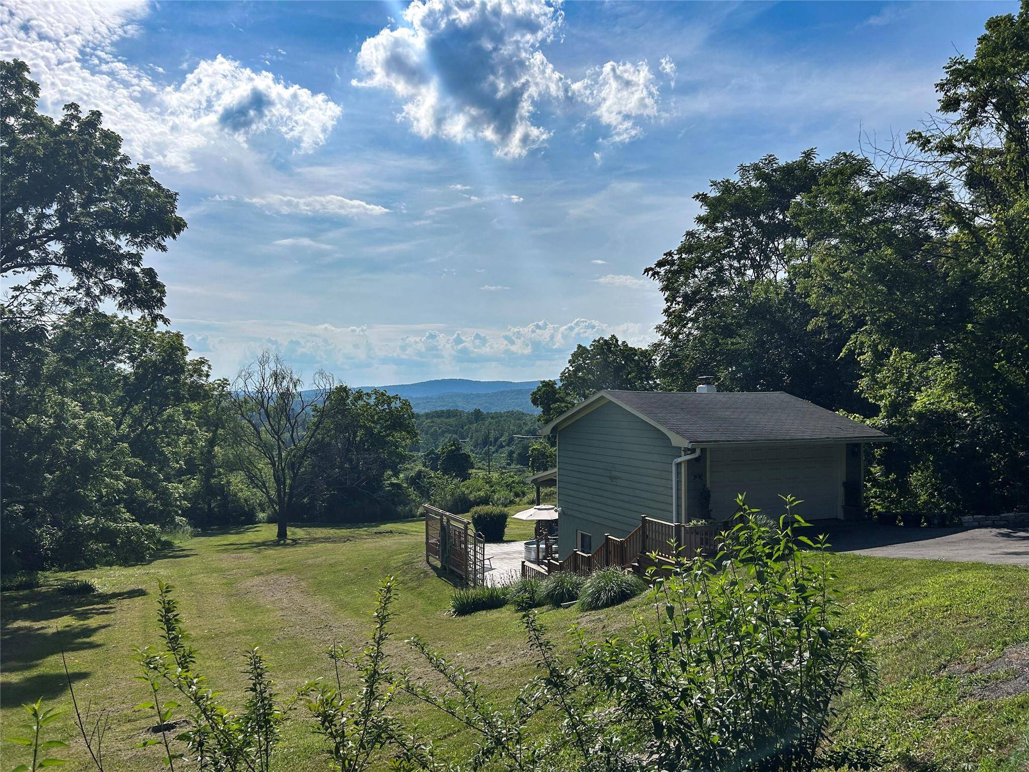 Staatsburg, NY 12580,26 Mills Cross RD
