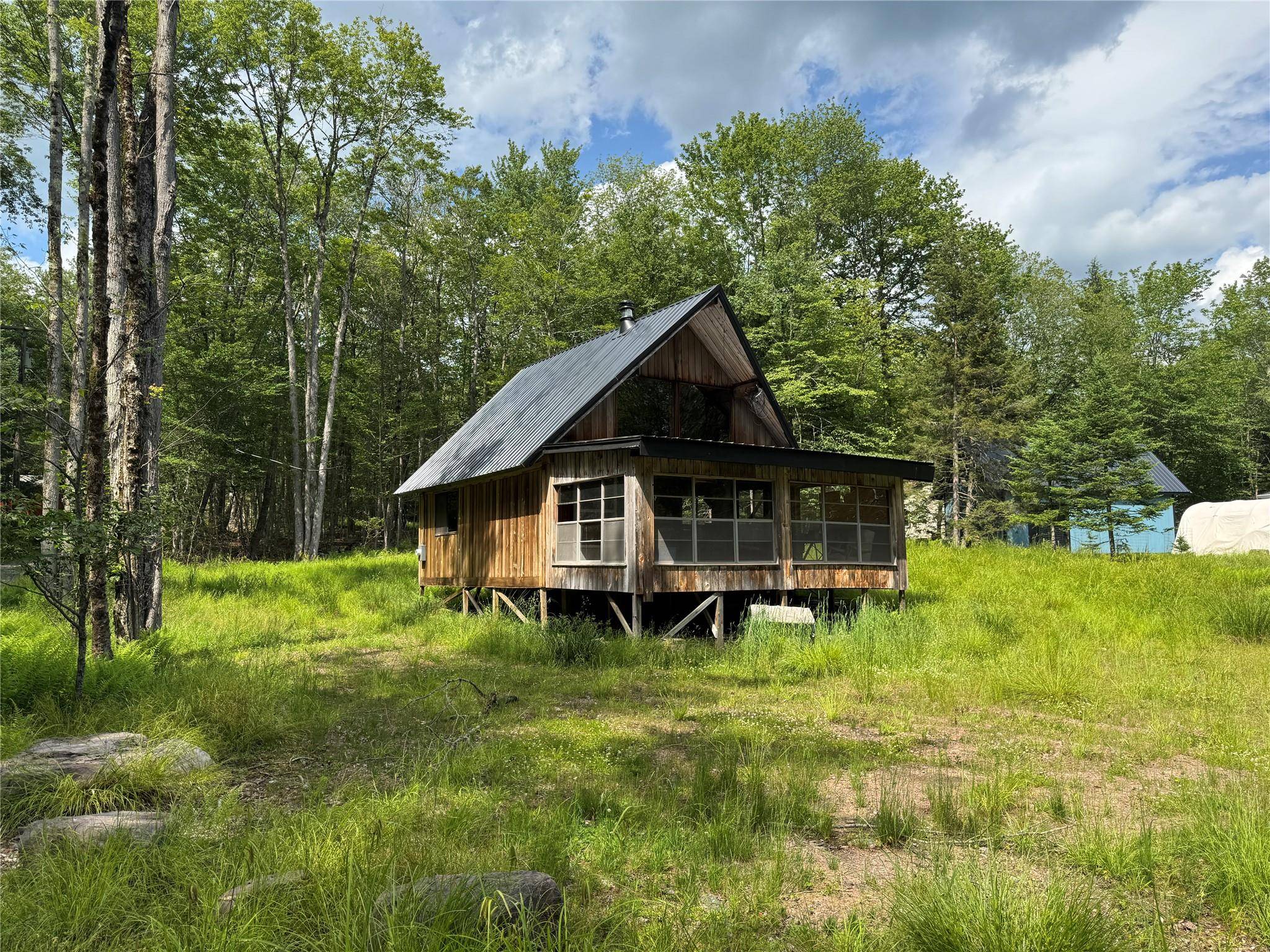 Parksville, NY 12768,2 W Forest LN