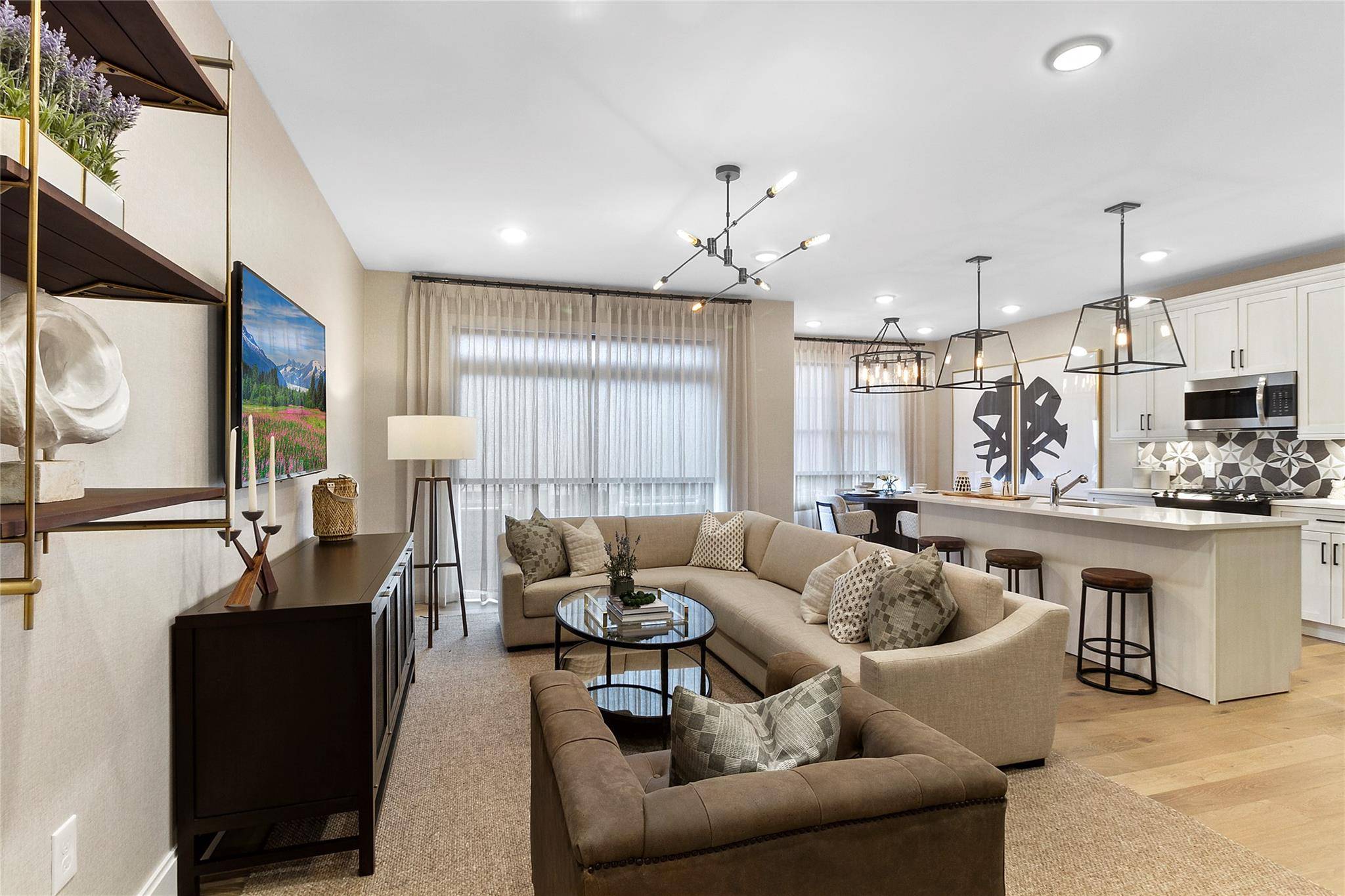East Rockaway, NY 11518,614 Marina Pointe DR #614
