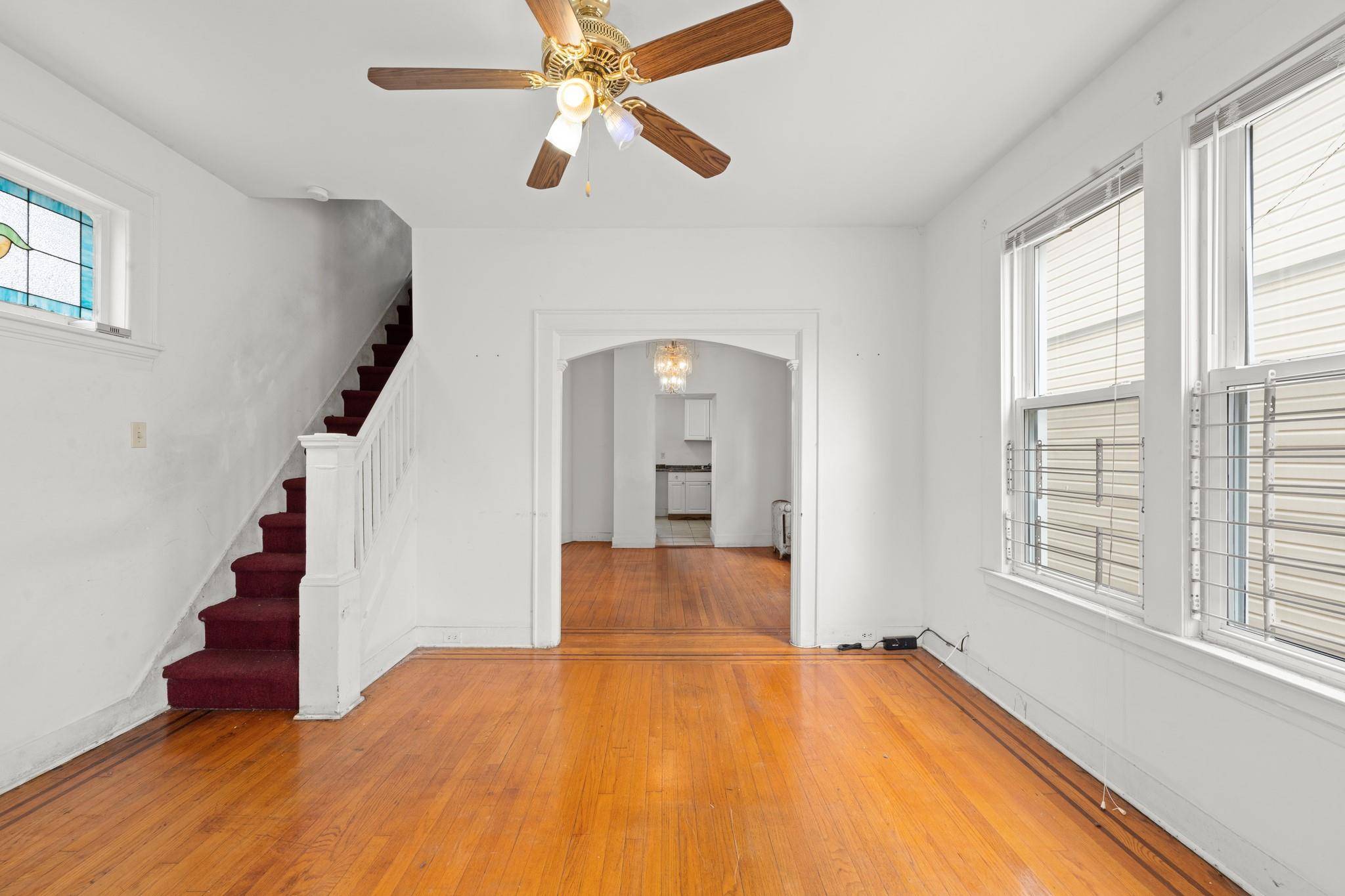 Saint Albans, NY 11412,10411 188th ST