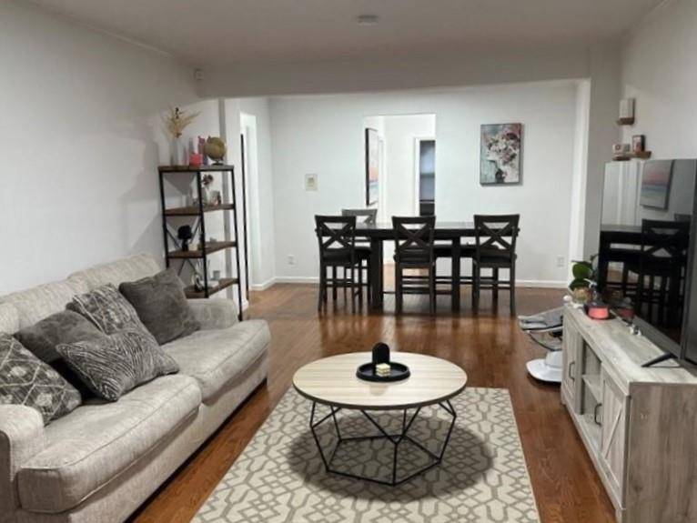 Yonkers, NY 10708,1133 Midland AVE #1K