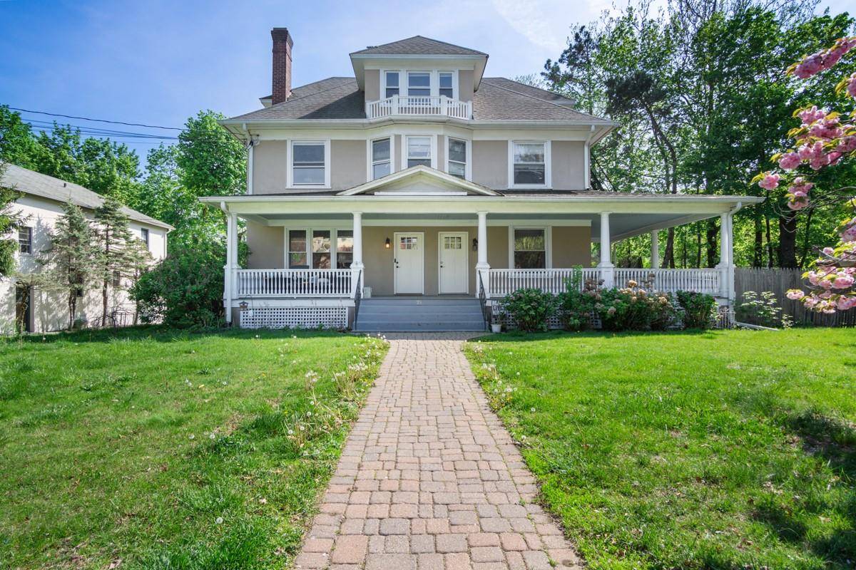 Nyack, NY 10960,21 Cornelison AVE