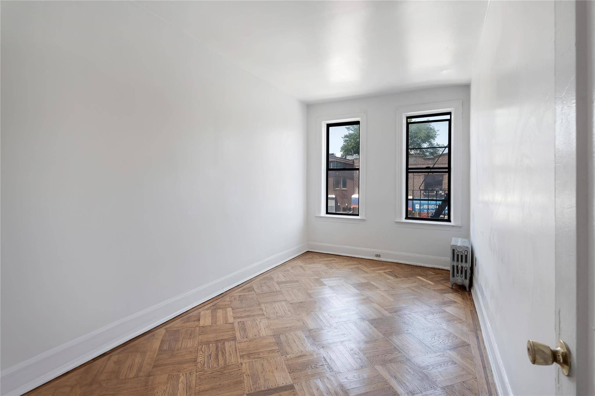 Brooklyn, NY 11235,113 Brighton 11th ST