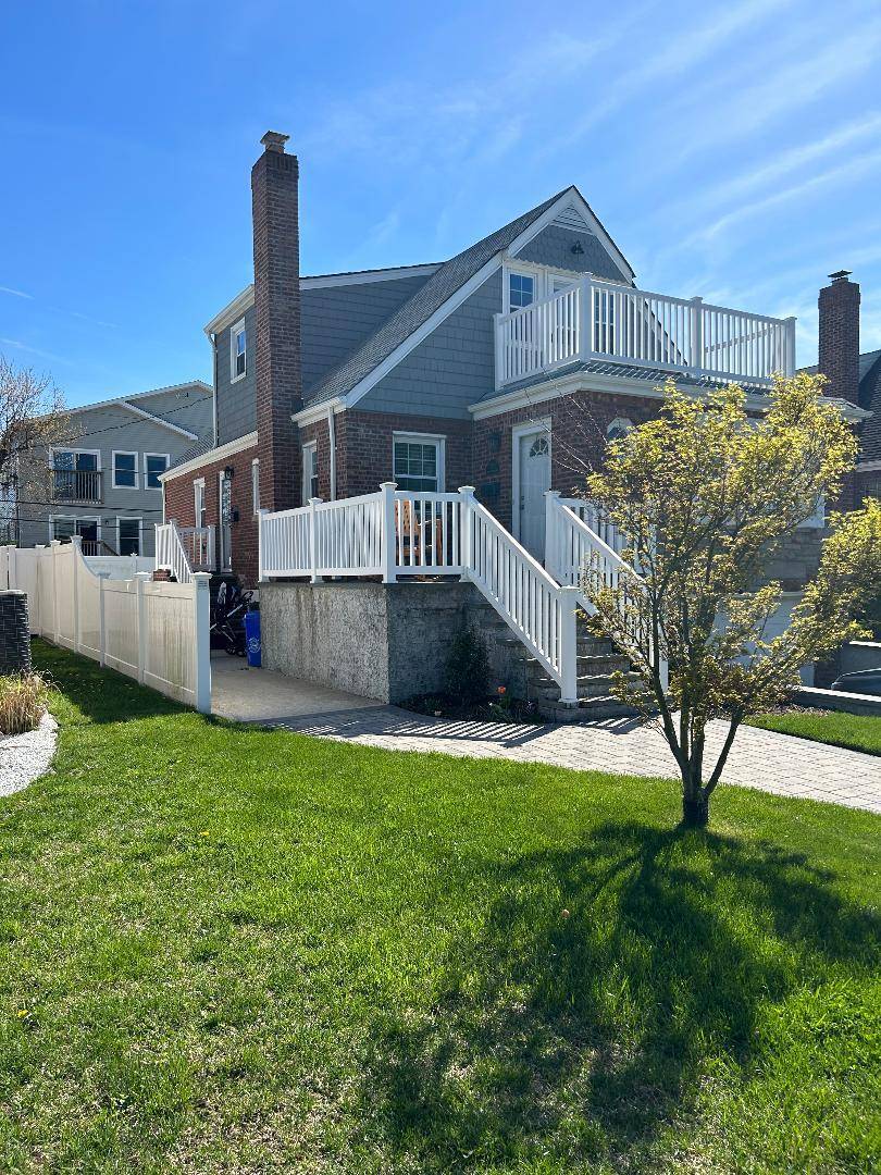 Long Beach, NY 11561,512 W Park AVE #lower