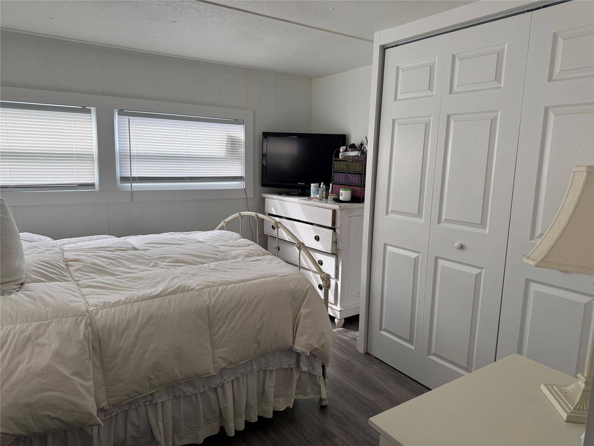 Riverhead, NY 11901,37 Hubbard
