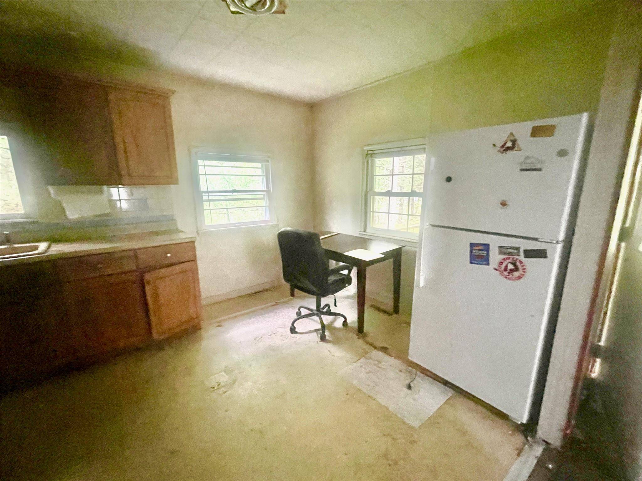 Wurtsboro, NY 12790,94 Sickle RD