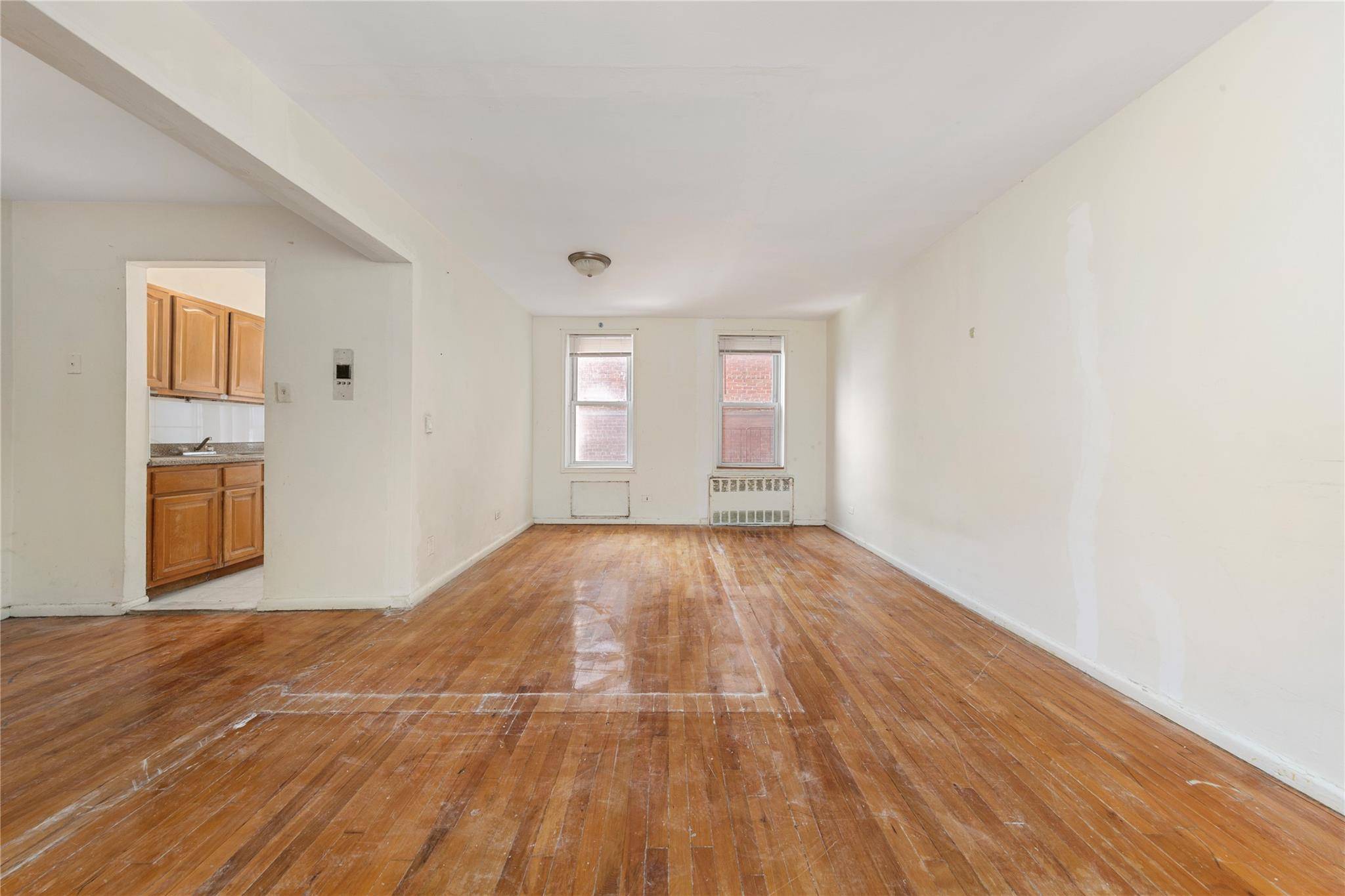 Flushing, NY 11355,142-20 41 #4C