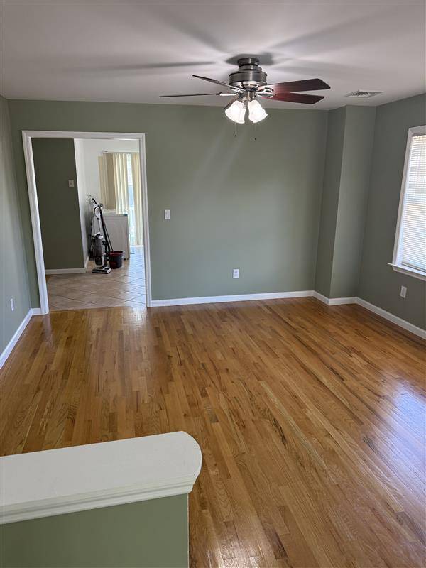Yonkers, NY 10703,103 Clunie AVE #2