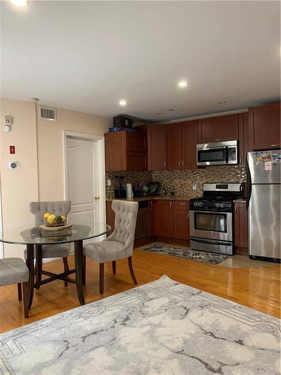 Brooklyn, NY 11235,63 Brighton 2 PL