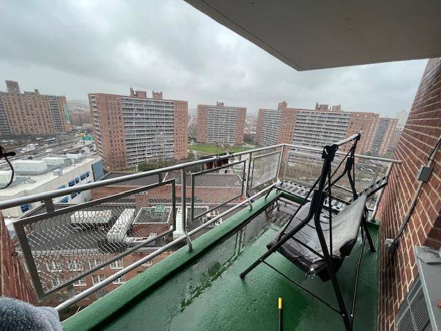 Rego Park, NY 11374,61-25 97 Street #15-J
