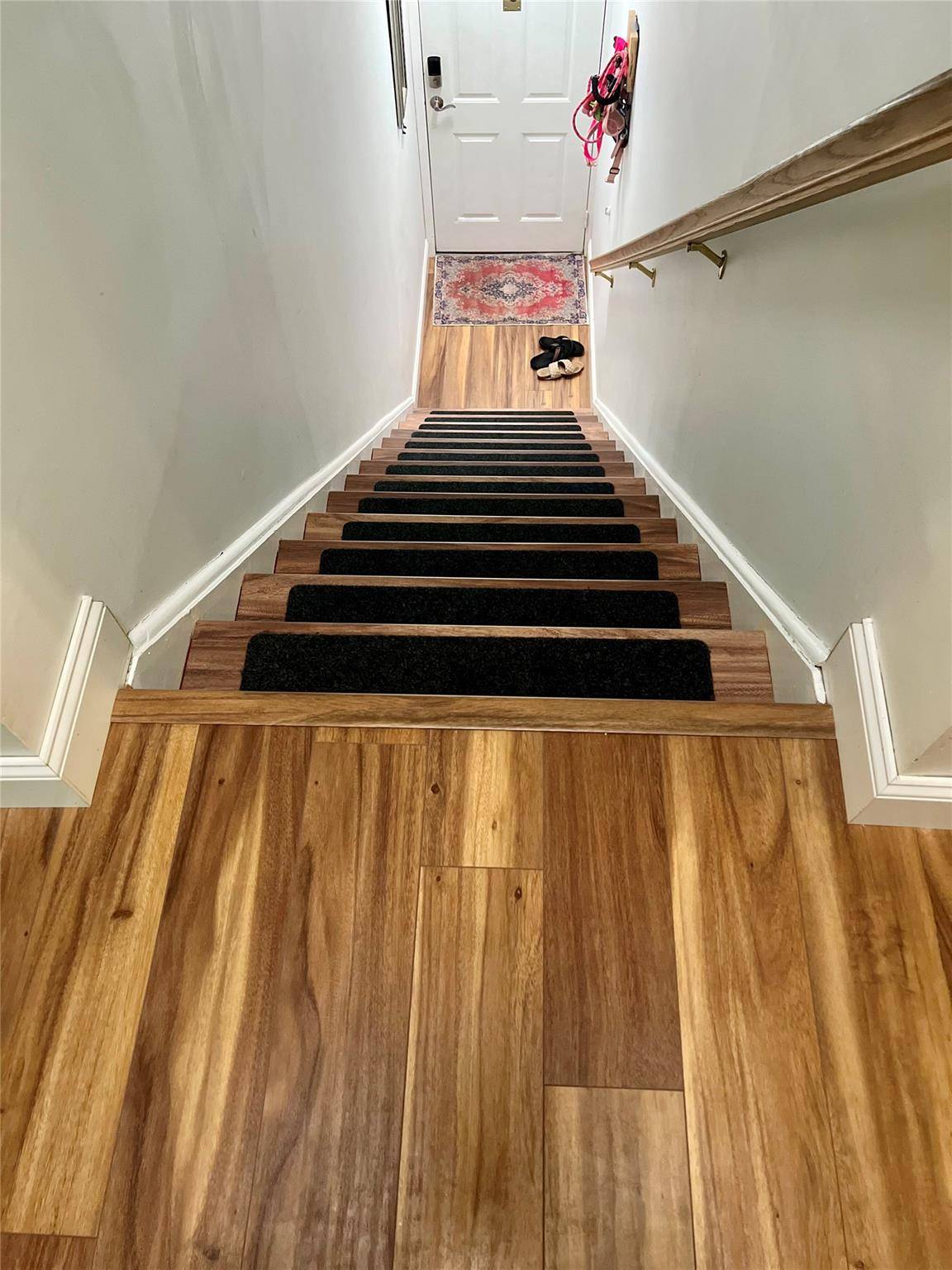 Middle Island, NY 11953,229 Fairview CIR