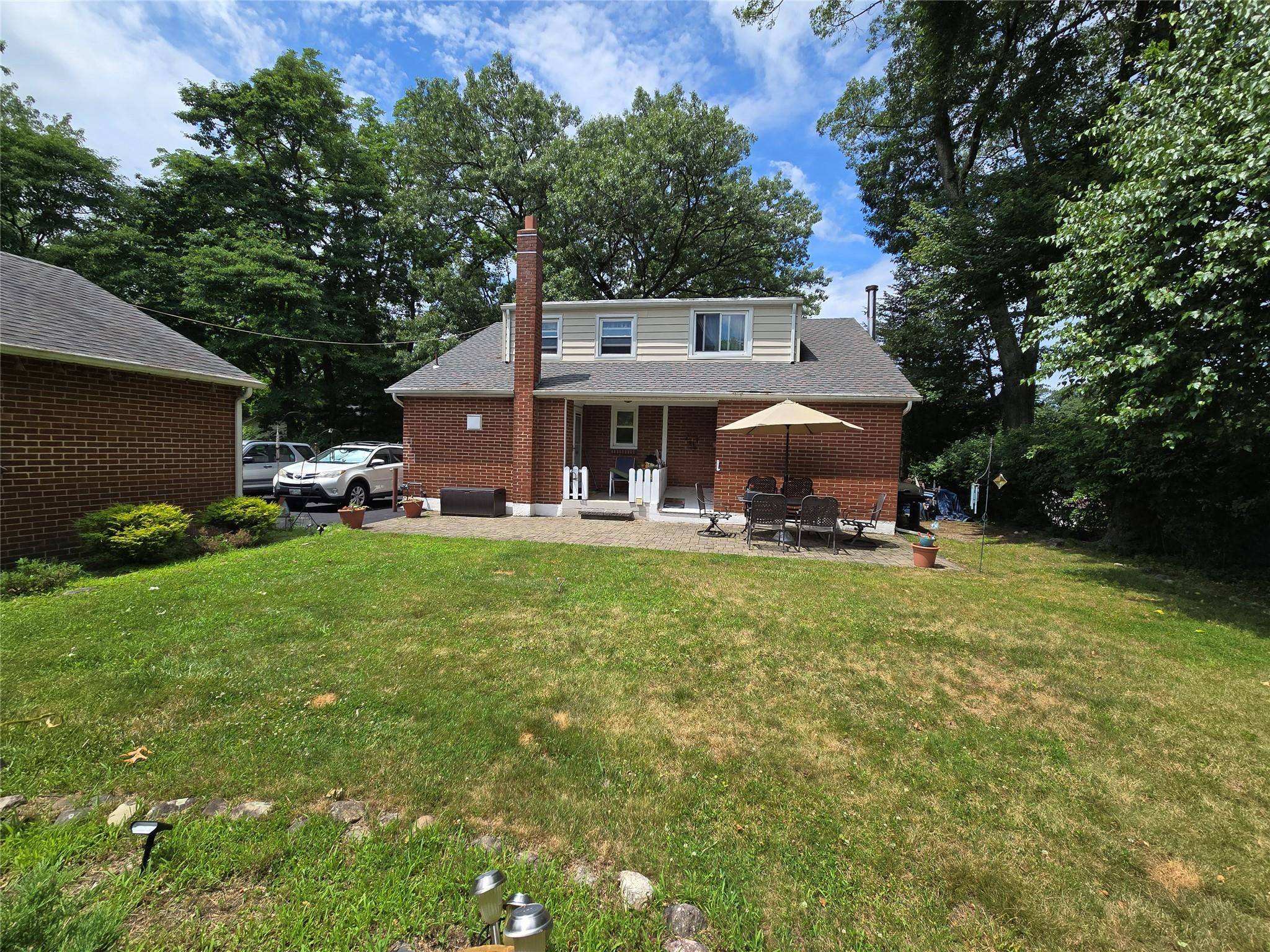 Airmont, NY 10952,3 Birch ST