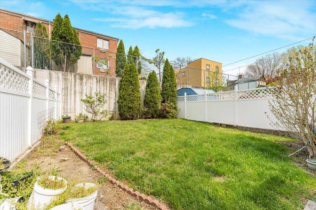 Bronx, NY 10466,4216 Murdock AVE
